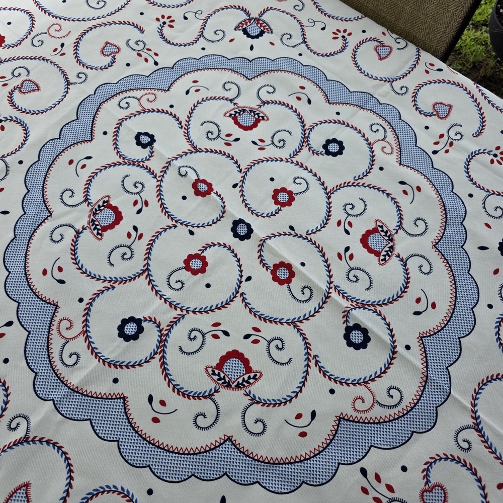 57" Round Cotton Tablecloth Cross Stitch Look Folk Art Red Blue Hearts EU Made